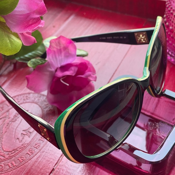 Tory Burch Women’s Polarized Sunglasses - Picture 2 of 7